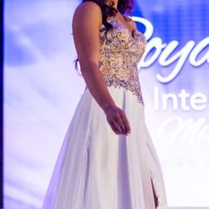 MacDuggal prom/pageant gown